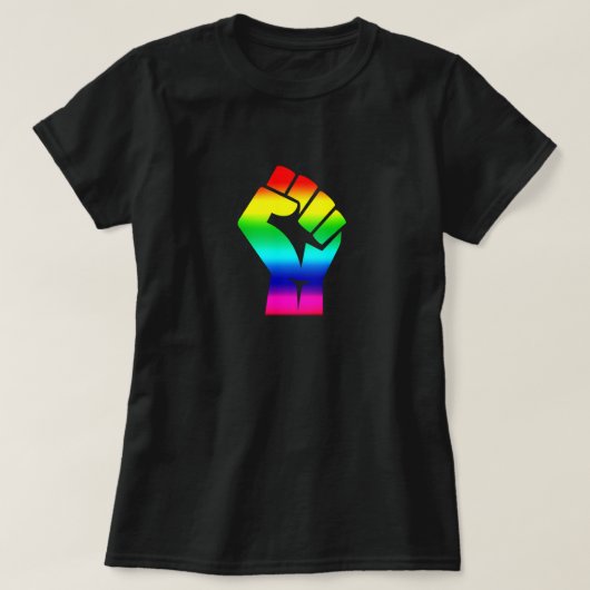 ブラックライフマターシンボルLGBTQプライドレインボー Tシャツ (デザイン正面)