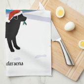 ブラックラブラドールクリスマスエバーグリーンサンタハット キッチンタオル (四つ折り)