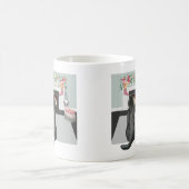 ブラックラブラドールドッグクリスマス暖炉シーン コーヒーマグカップ (中央)