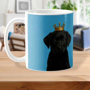 ブラックラブラドールパピーイン金ゴールドクラウンかわいい コーヒーマグカップ