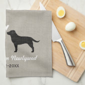 ブラックラブラドールリトリーバーズウィズハートカスタム文字 キッチンタオル (四つ折り)