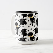 ブラックラブラドールレトリエバーパピーズ ツートーンマグカップ (正面左)