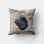 ブラックリスの森 クッション (裏面)