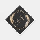 ブラックリハーサルディナーの黄金の羽 スタンダードランチョンナプキン (角)