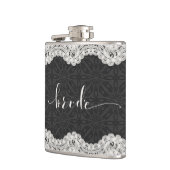 ブラックレザー、ホワイトレース&ブライドタイポグラフィ フラスク (左)
