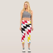 ブラックレッドイエローブルーバイエルダイヤモンド国旗のパターン カプリレギンス (正面)