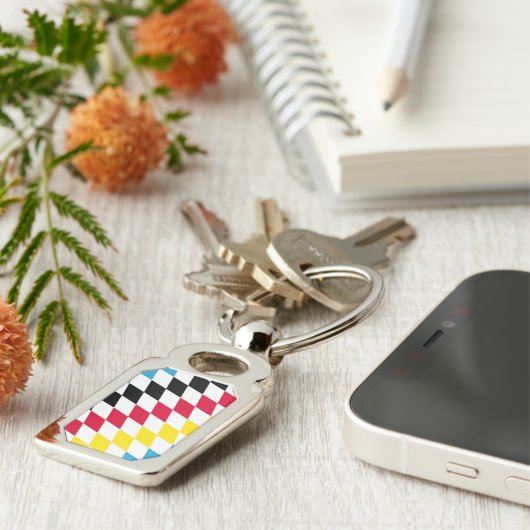 ブラックレッドイエローブルーバイエルダイヤモンド国旗のパターン キーホルダー (側面)