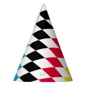 ブラックレッドイエローブルーバイエルダイヤモンド国旗のパターン パーティーハット (左)
