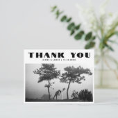 ブラックレトロタイポグラフィー2枚写真ウェディング感謝メッセージ ポストカード (スタンド正面)