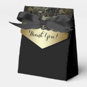 ブラックレースと金ゴールドレースの優先ボックス フェイバーボックス (正面サイド)