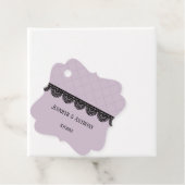 ブラックレースオンソフトラベンダーカスタムウェディング フェイバータグ (インサイチュ)