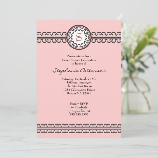 ブラックレースピンクモノグラムスイート16招待状 招待状 (スタンド正面)