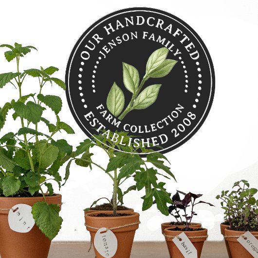 ブラックロゴにハーブ葉付きファミリーファームラベル ラウンドシール