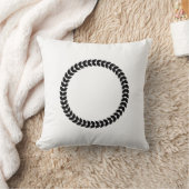 ブラックローレル離れリース クッション (ブランケット)