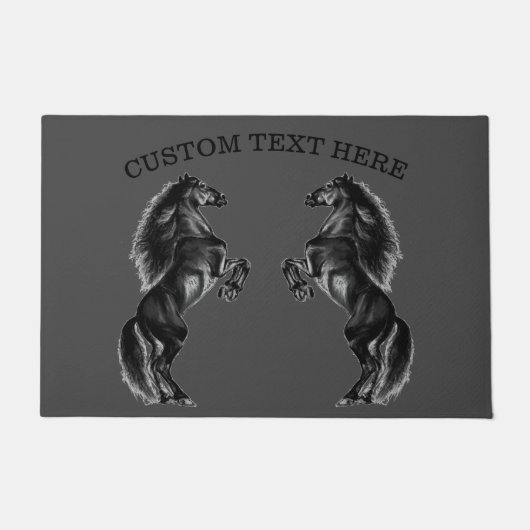 ブラックワイルドホースのカスタム文字 ドアマット (正面)