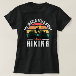 ブラックヴィンテージレトロハイキングマウンテンキャンプアドベンチャー Tシャツ