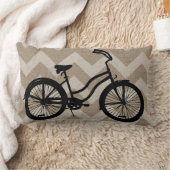 ブラックヴィンテージ自転車のラップ白いシェブロン ランバークッション (ブランケット)