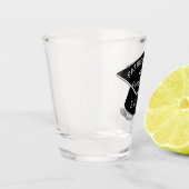 ブラック卒業キャップモノグラム名クラス2023 ショットグラス (左)