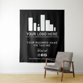 ブラック大型ロゴ＆ソーシャルメディア背景 タペストリー (インサイチュ)