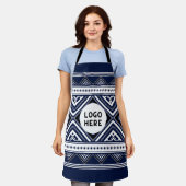 ブラック抽象芸術エスニック幾何学模様（ロゴ付き） エプロン (着用した状態)