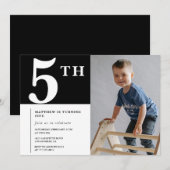 ブラック系おしゃれな男の子の5歳の誕生日招待状 写真入り 招待状 (正面/裏面)