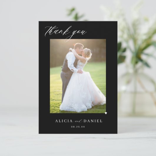 ブラック結婚のシンプル2フォトスクリプエレガントト サンキューカード (スタンド正面)