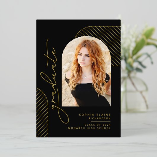 ブラック金ゴールドエレガント大学院修士課程修了 箔招待状 (立ち正面)