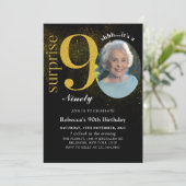 ブラック金ゴールドサプライズ90誕生日フォト招待状 招待状 (スタンド正面)