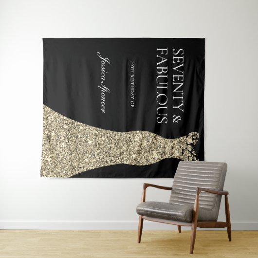 ブラック金ゴールドドレスセブン&ファブラス70誕生日 タペストリー (インサイチュ(横))