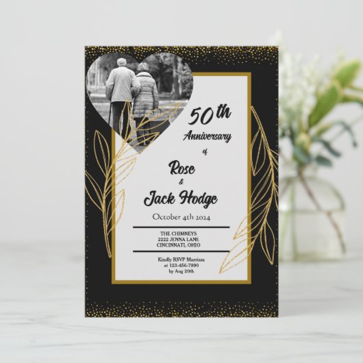ブラック金ゴールドハート写真結婚50周年記念 招待状 (スタンド正面)