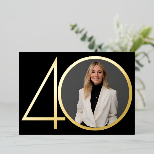 ブラック金ゴールドフォトミニマル40th誕生日パーティー 箔招待状 (立ち正面)
