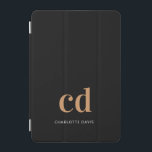 ブラック金ゴールドモノグラムイニシャルモダンエレガントカスタム iPad MINIカバー<br><div class="desc">シックなクラシックブラック背景。モノグラムのイニシャルと名前をカスタマイズして追加する。黄金と白の文字。モダン、トレンディーとシンプル。</div>