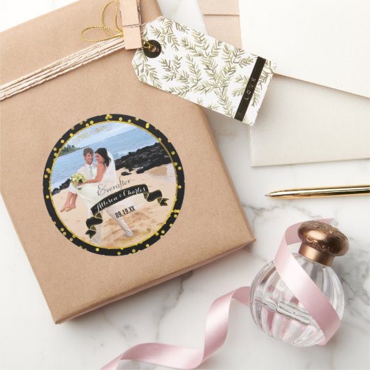 ブラック金ゴールドランダムドットパター結婚ンあなたの写真 ラウンドシール (ギフト)