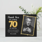 ブラック金ゴールド70th大人誕生日フォト招待状 招待状 (スタンド正面)