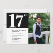 ブラック17歳の誕生日招待状 モダン シック フォト 招待状 (正面)