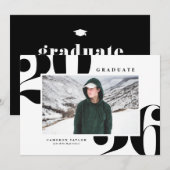 ブラック2025はっきりしたタイポグラフィ写真卒業 招待状 (正面/裏面)