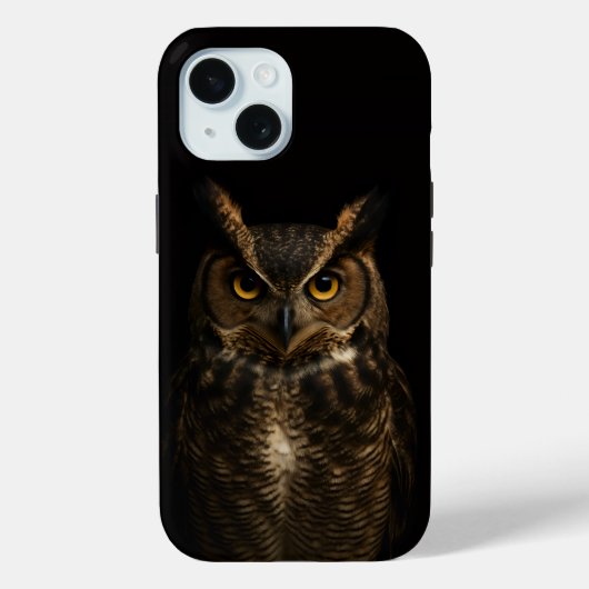 ブラック4ラグジュアリーiPhone 15 、ゴールデンアンバーアイフクロウ Case-Mate iPhoneケース (裏面)