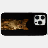 ブラック4ラグジュアリーiPhone 15 Pro Max、スウィートクォール Case-Mate iPhoneケース (裏面 (横))