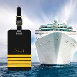 ブラック4黄色のキャプテン航海のストライプズ ラゲッジタグ<br><div class="desc">海上航海のスタイル、4つの黄色いキャプテンストライプの黒に。名前を前面に、名前と情報を連絡背面に追加。黄色/オレンジ色の文字。</div>