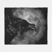 ブラック·ウルフ·ハウリング·ブラック&ホワイト フリースブランケット (正面(横))