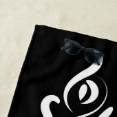 ブラック&エレガントホワイト抽象芸術ハーレキンスタイル ビーチタオル (インサイチュ)