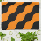 ブラック、オレンジ色のレトロ円アートパターン キッチンタオル (折り畳み)