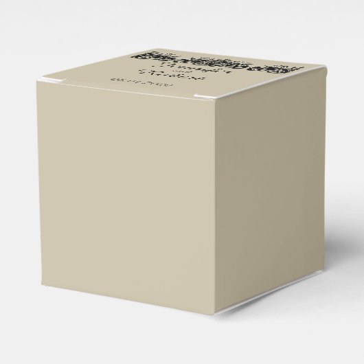 ブラック&クリームフローラエンボス結婚式の引き出物箱 フェイバーボックス (正面サイド)