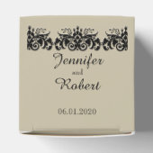 ブラック&クリームフローラエンボス結婚式の引き出物箱 フェイバーボックス (上部)