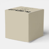 ブラック&クリームフローラエンボス結婚式の引き出物箱 フェイバーボックス (裏面サイド)