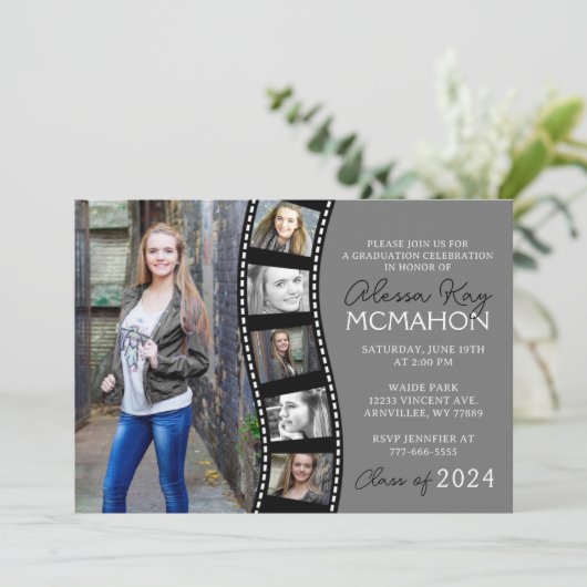 ブラック&グレーユニークフィルムストリップ6写真卒業 招待状 (スタンド正面)