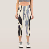 ブラック、グレー、クリームで引き出し カプリレギンス (正面)