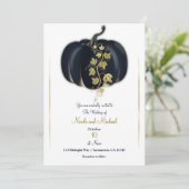 ブラック＆ゴールドのパンプキン ストーリーブック 秋のウェディング 招待状 (スタンド正面)