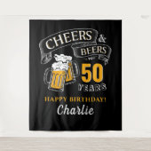 ブラック ゴールド チェアーズ アンド ビールズ どんな年齢の誕生日 タペストリー (正面)