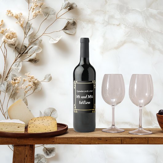 ブラック・ゴールド・フォイルのハート型の結婚花 ワインラベル